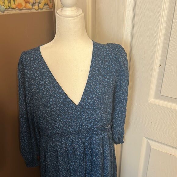 The nines by hatch NWOT  size large Elegant Blue Floral Dress - Picture 1 of 10